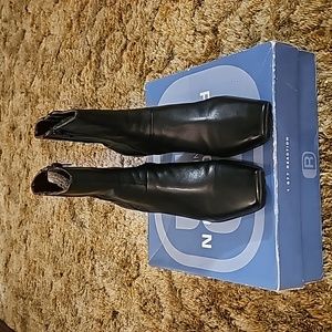 Black Kenneth Cole Reaction Heel Boots